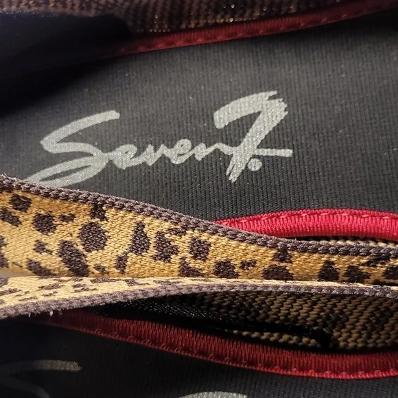 Women's Seven7 New Flats - Picture 2 of 8